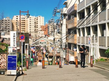 東京下町食べ歩き🏃谷根千グルメ&根津神社