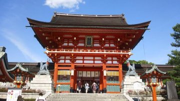 外国人に人気の観光地、第一位！京都・伏見稲荷大社の魅力