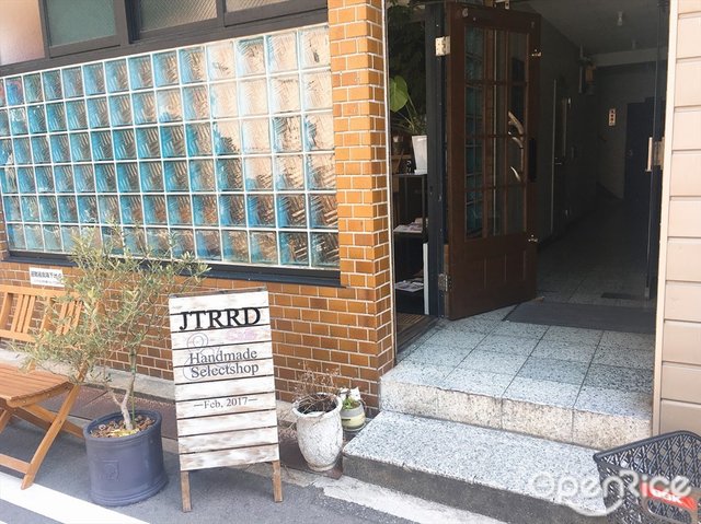 JTRRD cafe-door-photo