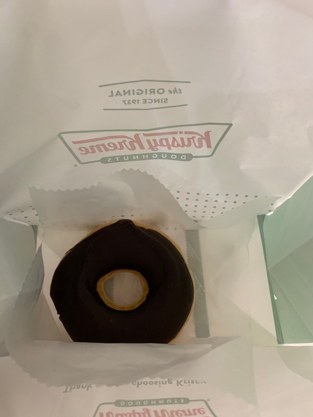 Krispy Kreme Doughnuts Kita Shinsaibashi Store-door-photo