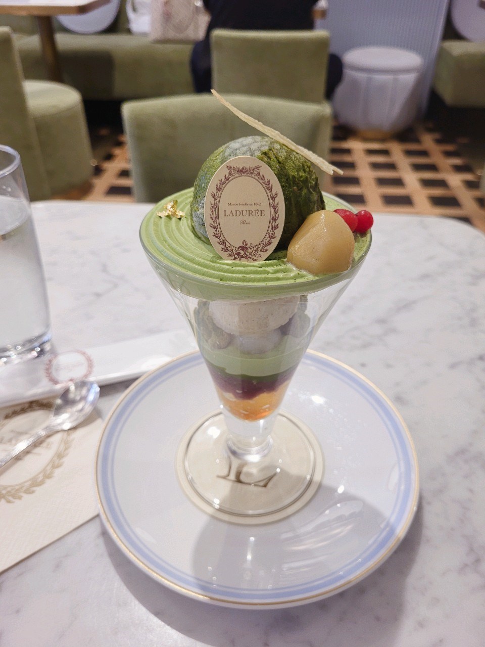 ラデュレ 京都四条店