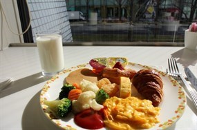 カフェレストラン　セリーナ ホテル日航大阪