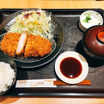 ロースかつ定食