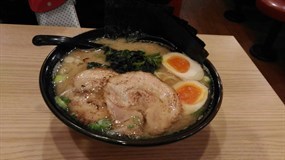 Yokohama IEKEI Ramen Konshinya Meguro Store
