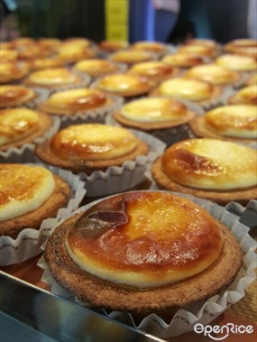 BAKE CHEESE TART EQUia Kita-senju Store