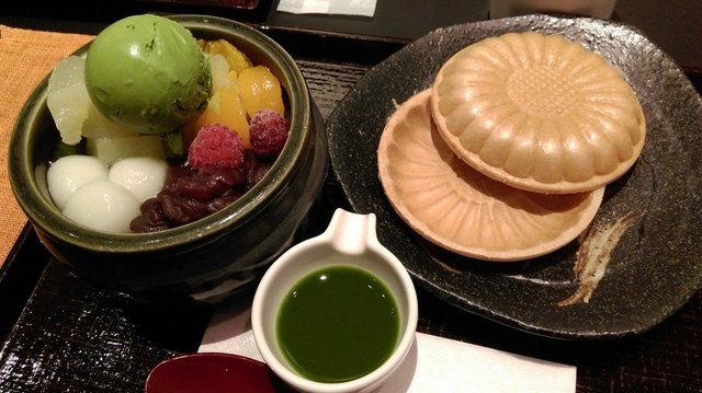 綠茶雪糕配夾餅