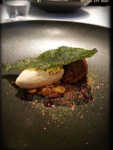 Warm chocolate in baked pie with "Sakura" & "Sakekasu" sorbet