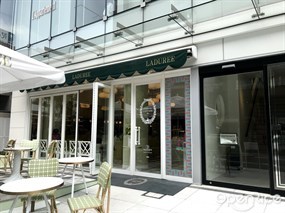 Laduree Aoyama Store