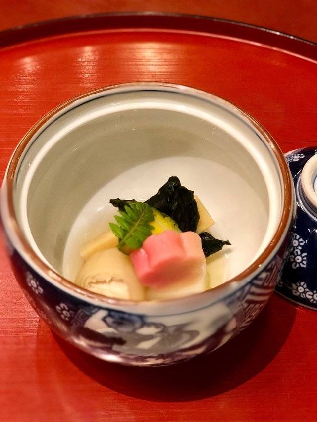 煮物,有荀、豆腐和菜等等