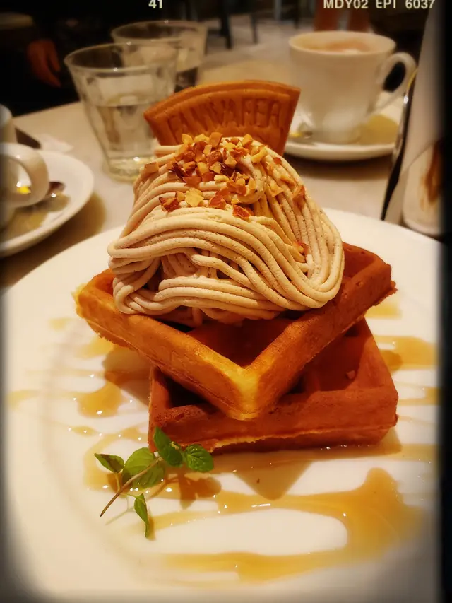 Mont Blanc Waffle Set（1,420円）