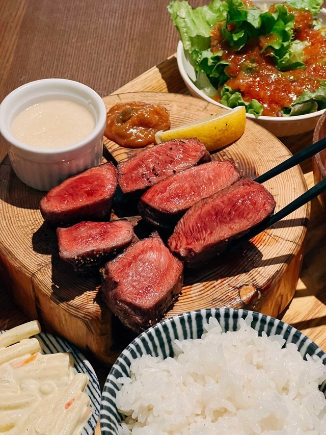 名品厚片烤牛舌套餐