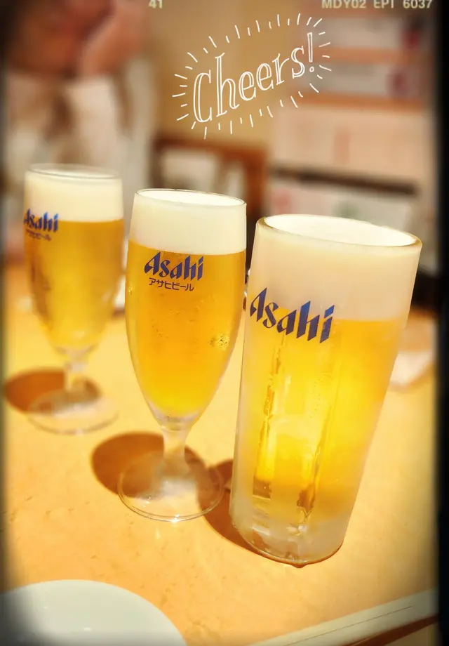 朝日Super Dry生啤酒（620円/把手玻璃杯；480円/玻璃杯裝）