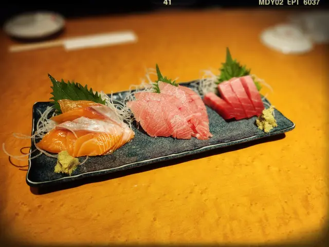 三文魚、大拖羅、中拖羅刺身