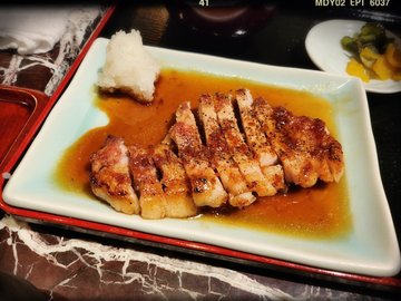 山形三元豚ロースの厚切り生姜焼