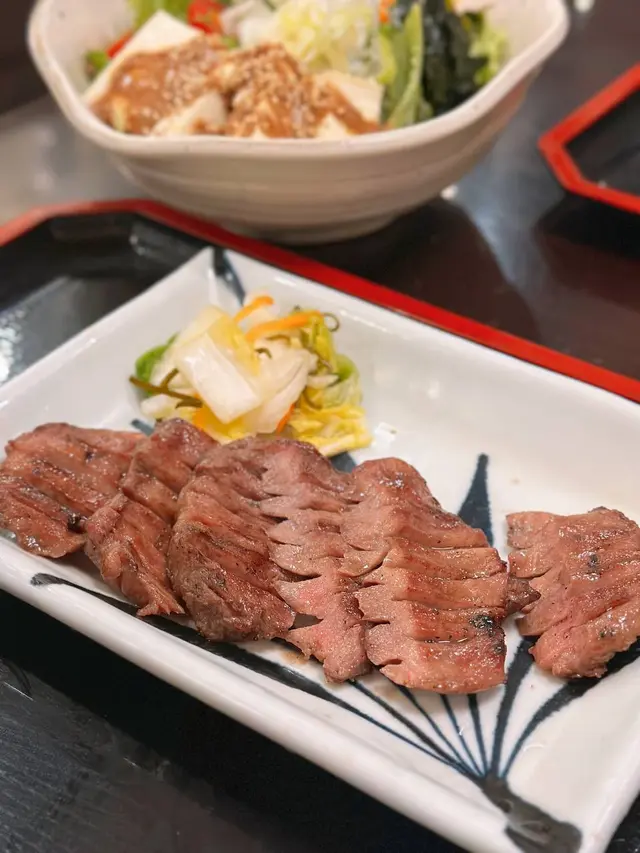 極上厚切りたん焼き(1人前 120g)