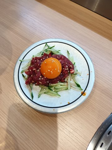 北海道産牛ユッケ